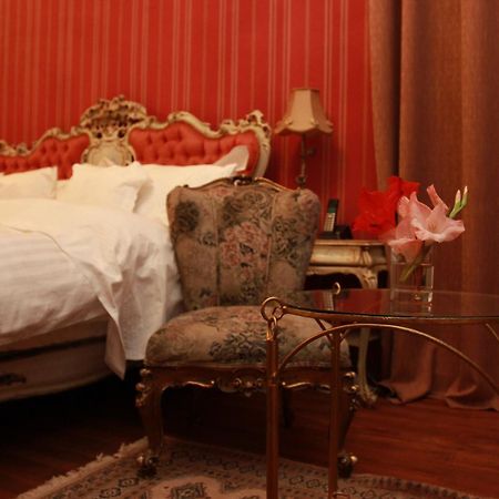 Lokanga Boutique Hotel Ανταναναρίβο Δωμάτιο φωτογραφία
